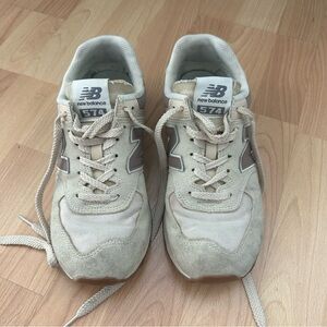 Women’s 574 New Balance Sneakers